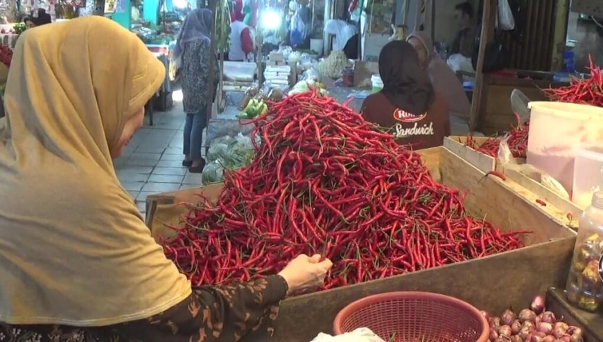 Harga Cabe di Padang Masih Pedas