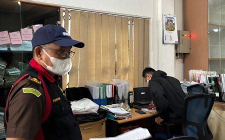 Kejari Padang Geledah Rumah Anggota DPRD Sumbar