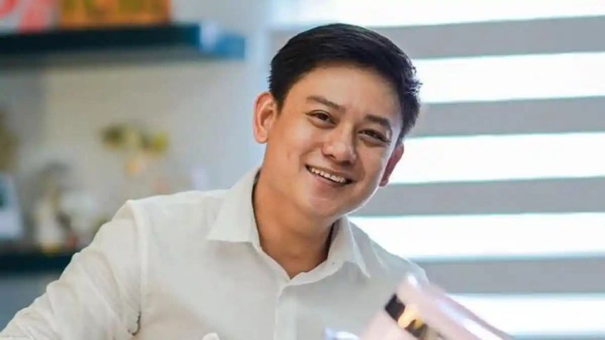 Food Vlogger Terkenal Bobon Santoso Masak Besar untuk Korban Banjir di Padang, 10.000 Porsi Setiap Hari