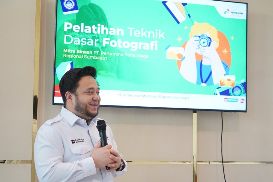 Pertamina Patra Niaga Sumbagut Latih Pelaku UMKM Teknik Fotografi