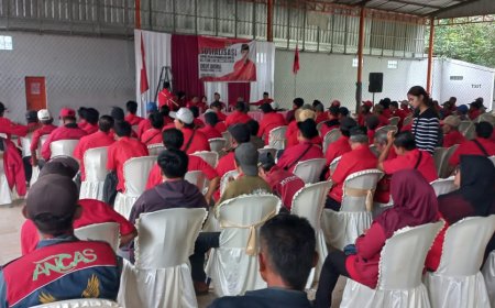 Dari Kota Pemalang, Dede Indra Permana Ajak Warga Jadi Garda Terdepan Penjaga Demokrasi