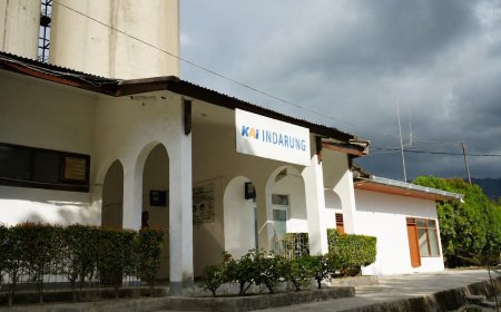 Dari Zaman Belanda Sampai Sekarang, Stasiun KAI di Indarung, Nggak Pernah Libur Angkut Semen