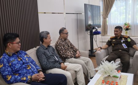 Tak ada Angin tak ada Hujan, Lima Anggota KPU Kota Padang Ramai-ramai Temui Kajari Padang