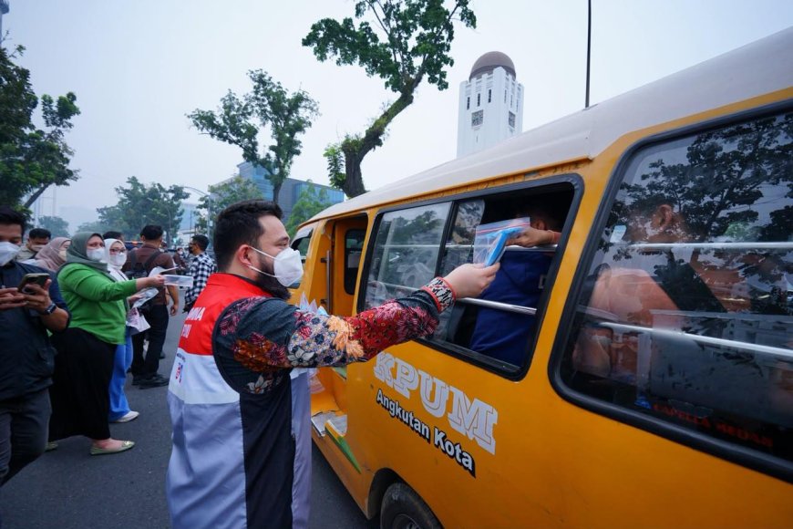 Pertamina Bagikan Ribuan Masker, Untuk Masyarakat Medan yang Terdampak Kabut Asap